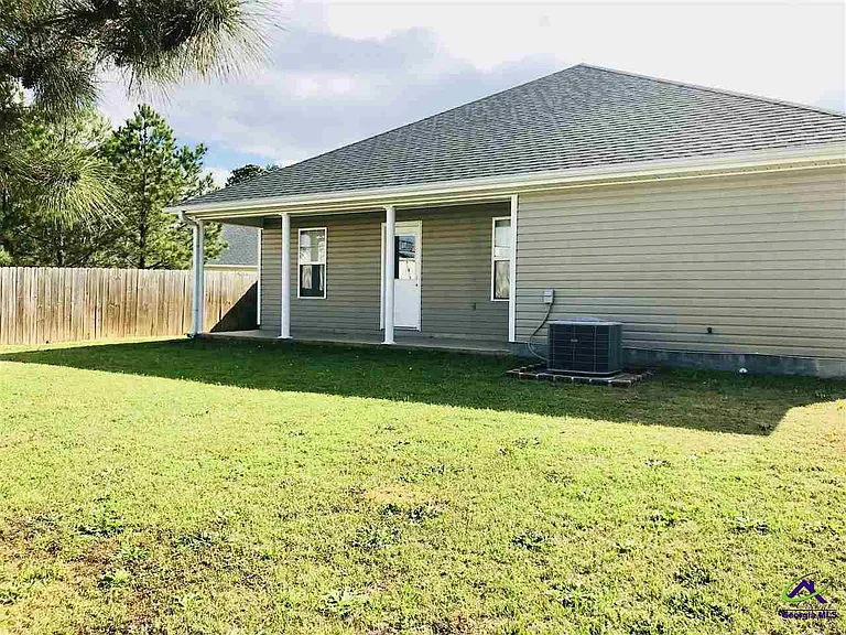 211 Station Way — Photo 31