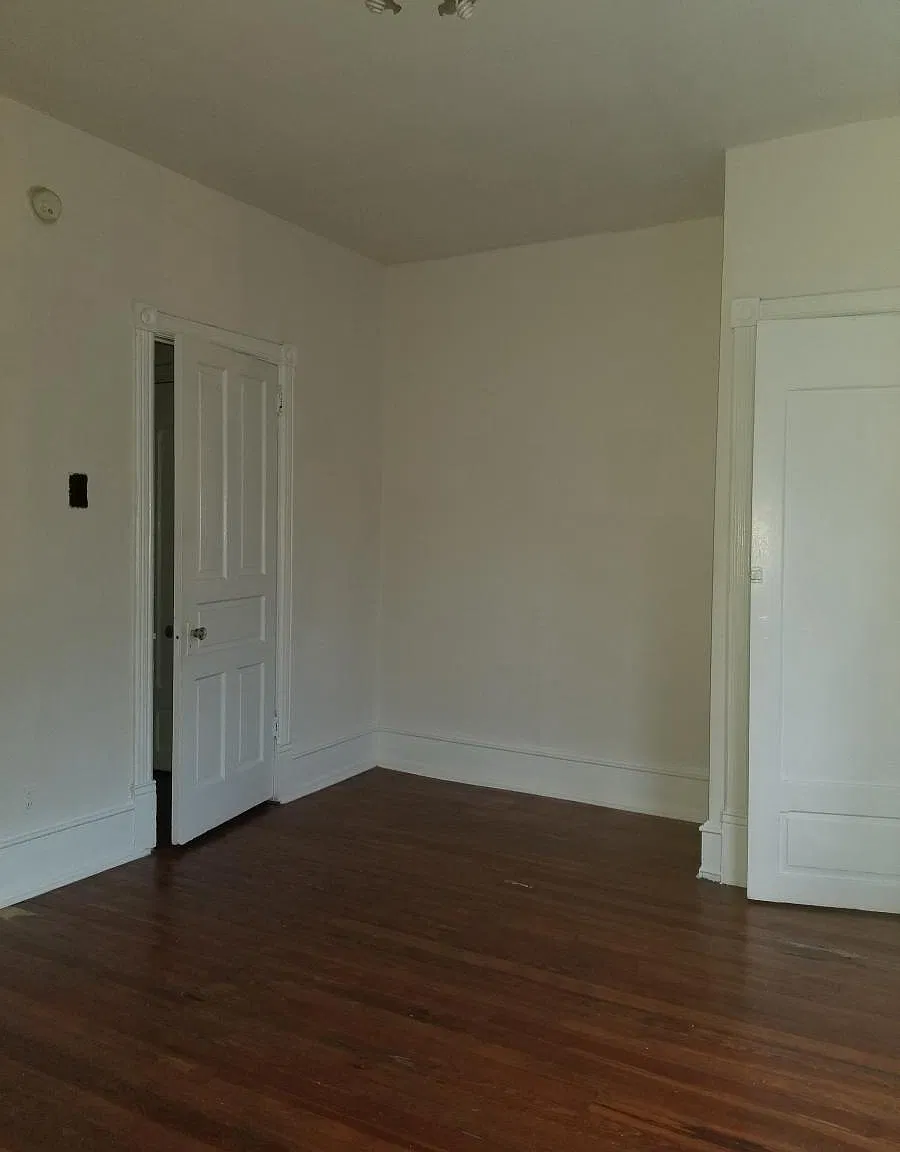 1 bed, $1,025 — Photo 4