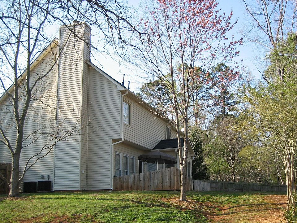 2nd image of 95 Lansing Dr NW