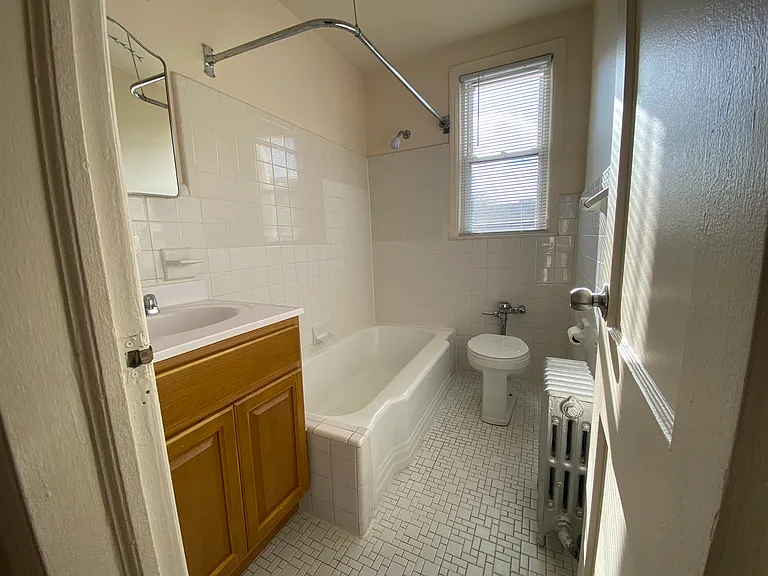 434 E Vine St #434E — Photo 10