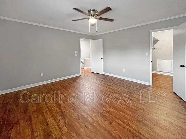 419 Sparrow Hawk Ct — Photo 14