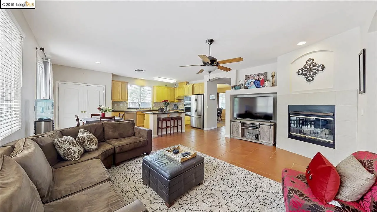 3936 Kite Way photo 1