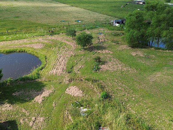 3rd image of 170 County Road 6243 Rd