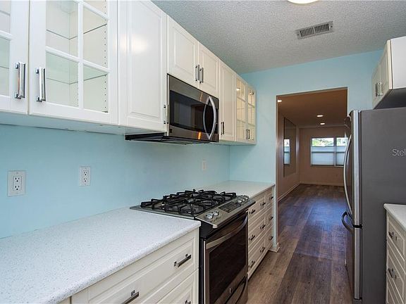 5th image of 5725 80th St N Unit 112