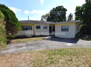 100 NW 192nd St, Miami Gardens, FL 33169