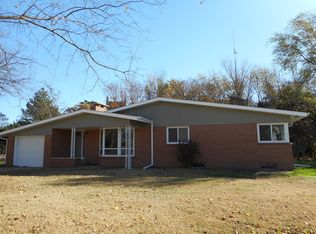 601 S Main St, Lindsborg, KS 67456