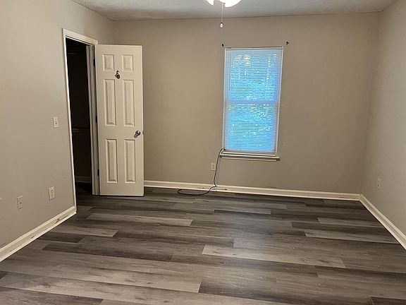 3rd image of 1907 Shenandoah Valley Ln SE #1