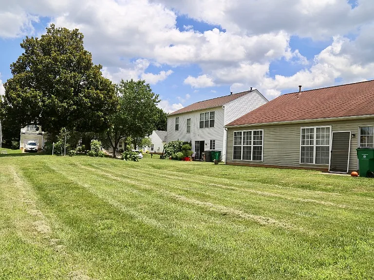 7531 Double Springs Ct — Photo 2