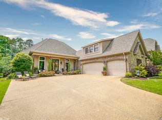 306 Arlington Park Dr, Hot Springs, AR 71901