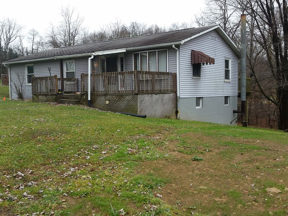 2nd image of 4198 7th Street Rd