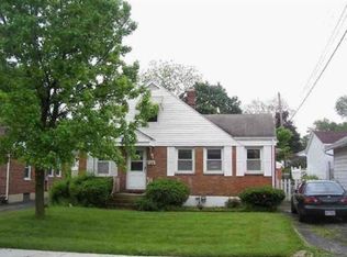 1717 Hearthstone Dr, Dayton, OH 45410
