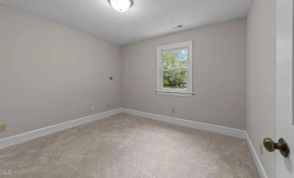 3 bed, 2.5 bath, 1634 sqft, $675 — Photo 4
