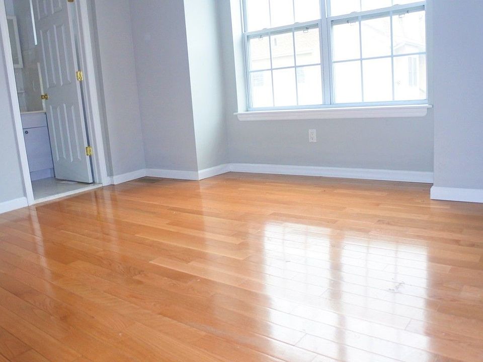 2nd image of 347 E 173rd St APT 2B
