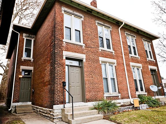 2nd image of 806 Ferry St #A