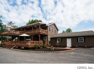 9247 North Rd, Chittenango, NY