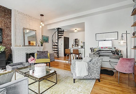 2nd image of 22 W 83rd St APT 4A