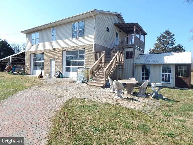 2553 Warm Springs Rd — Photo 1