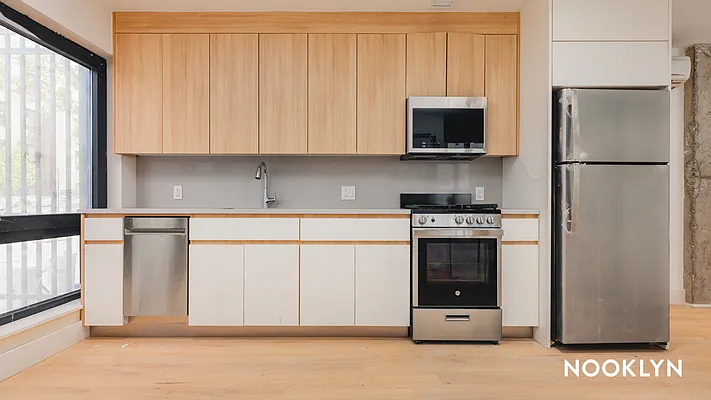 Rented by Nooklyn NYC LLC | media 43