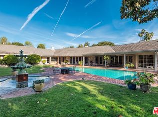 10201 Charing Cross Rd, Los Angeles, CA 90024