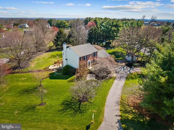 721 Changing Season Rd, Westminster, MD 21157