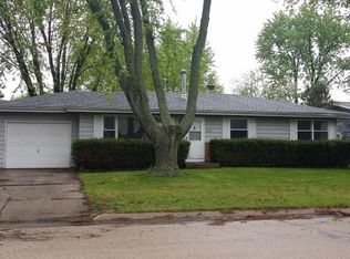 250 Highland Ave, Hampshire, IL