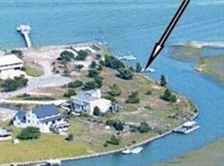 840 Inlet View Dr, Wilmington, NC 28409