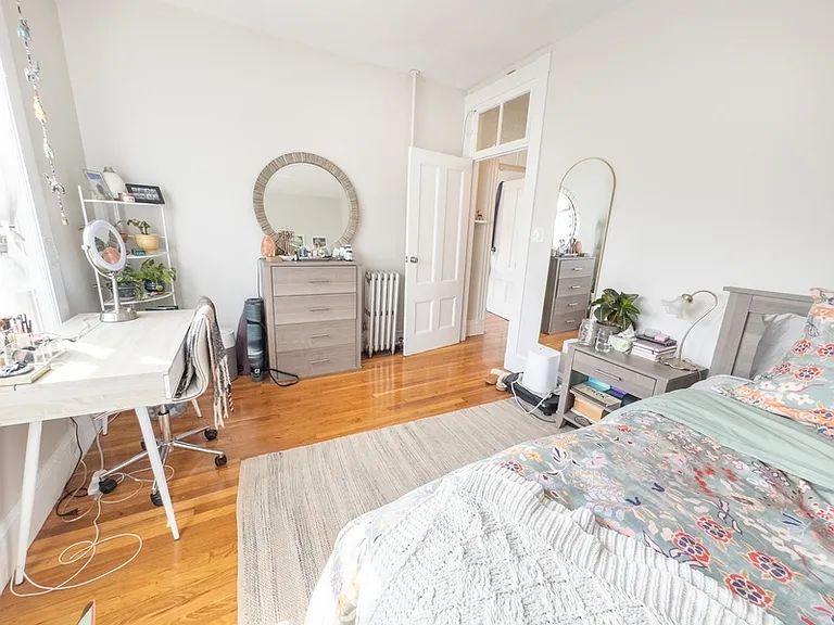35 Essex St #3 — Photo 11