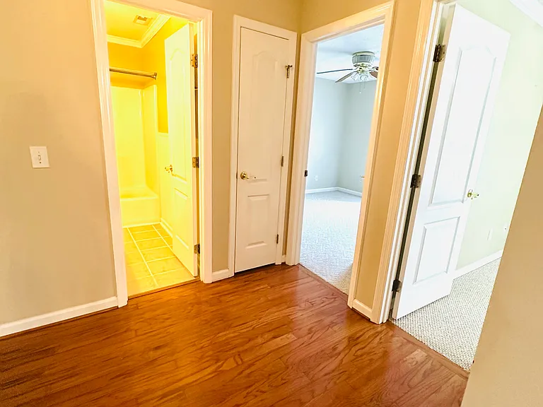 101 Foxwatch Cir — Photo 11