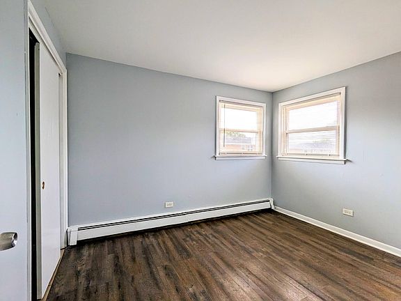 4th image of 14116 S School St #3A