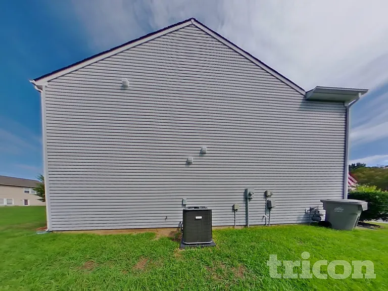 12724 Frank Wiley Ln — Photo 19
