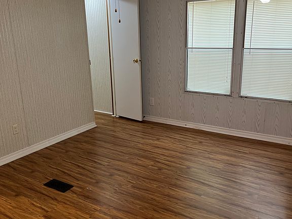 5th image of 42776 Brown Rd