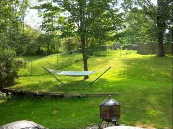 2nd image of 73 Fairlawn Dr