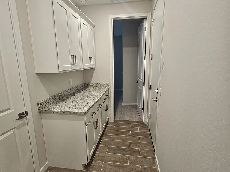 23011 W Potter Dr — Photo 11