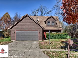 2606 Southmoor Dr, Champaign, IL