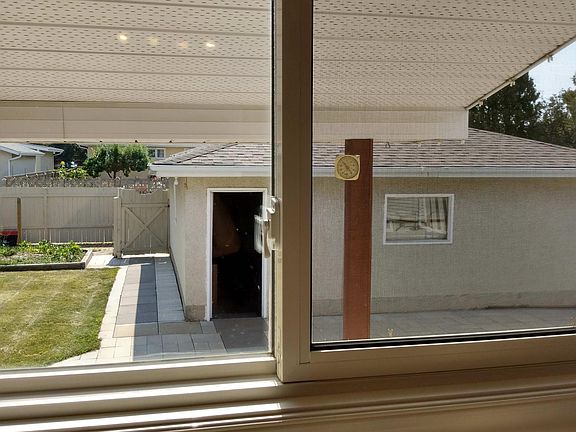 4th image of 9407 139th Ave NW