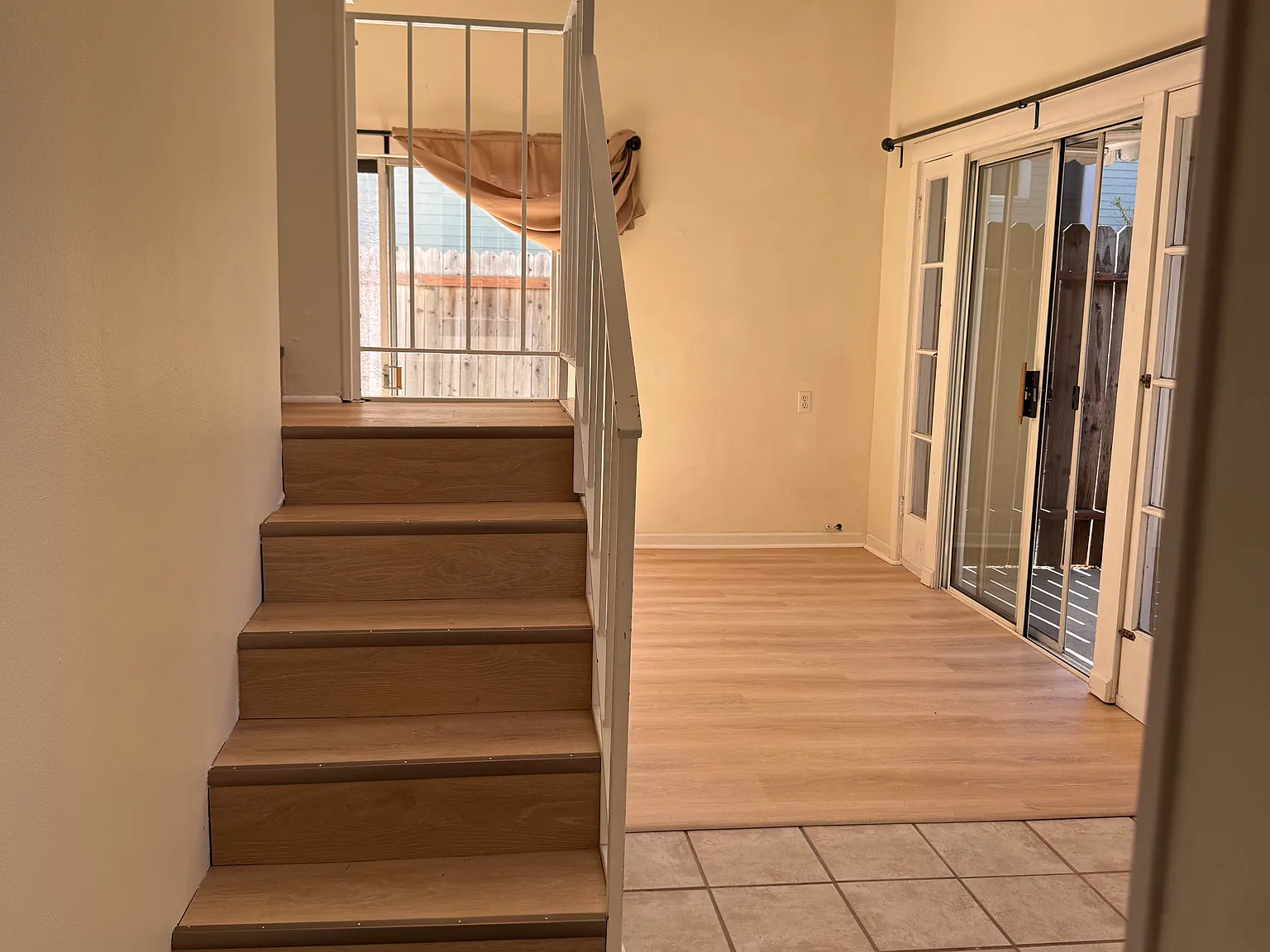 1 bed, 700 sqft, $3,300 — Photo 3