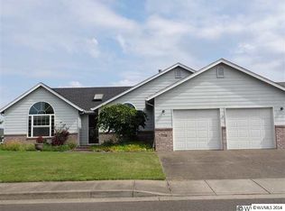 726 Mooney St, Independence, OR 97351