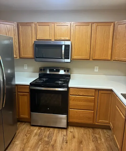 4805 Poplar Crest Way — Photo 3