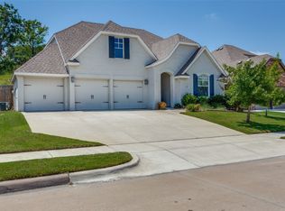 529 Inwood St, Benbrook, TX 76126