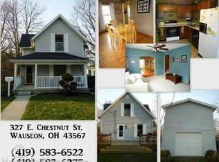 327 E Chestnut St, Wauseon, OH 43567