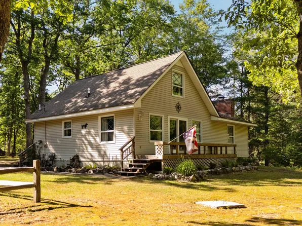 10396 Oakdale Dr, Grayling, MI 49738
