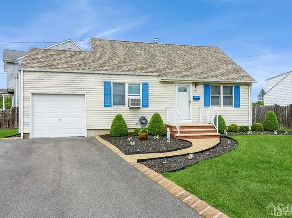 3 Pelham Ave, Edison, NJ 08817