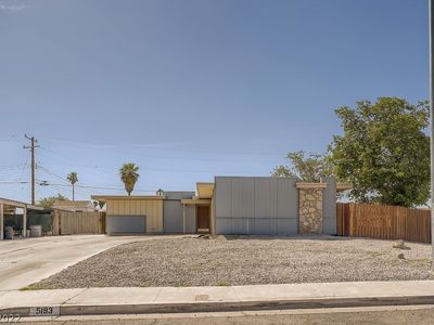 5193 Champions Ave, Las Vegas, NV, 89142