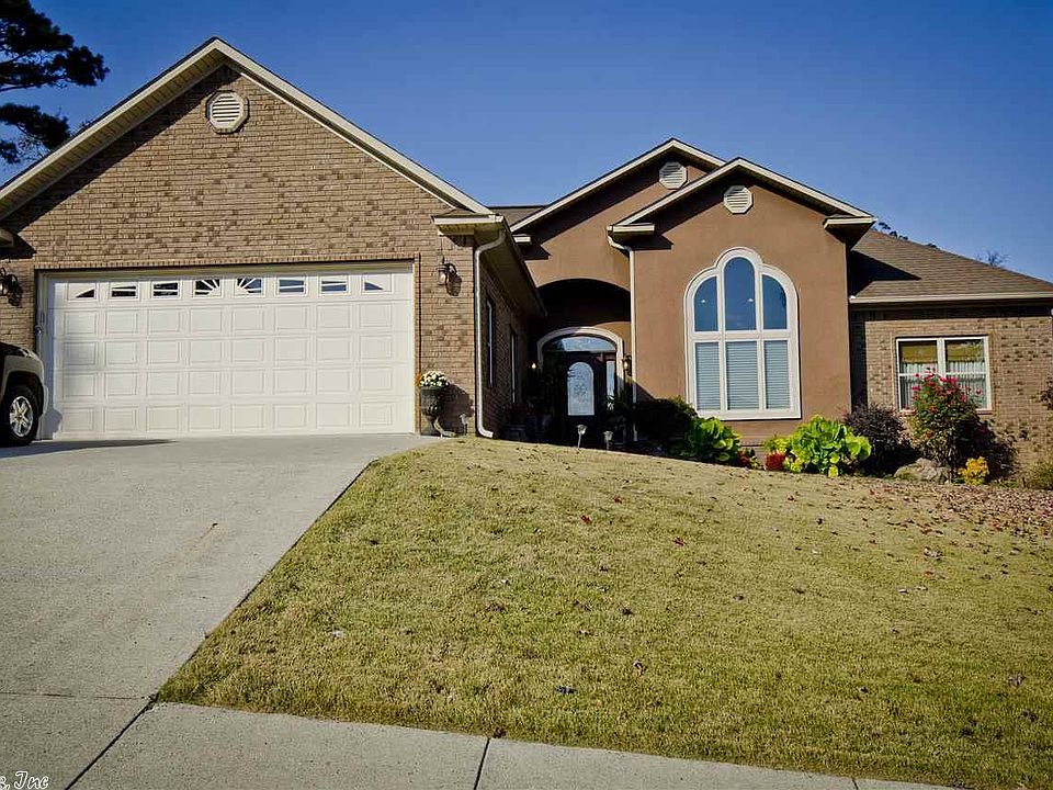 1st image of 130 Saint Lucia Way