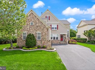9233 Falling Water Dr, Bristow, VA 20136