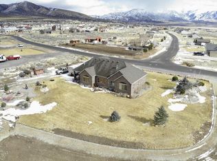 3194 W Ridgeline Rd, Stockton, UT 84071