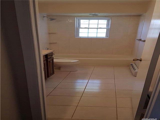 1st image of 146 Bay Ave