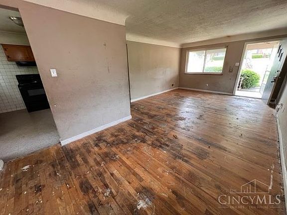 5th image of 2776 Lafeuille Ave