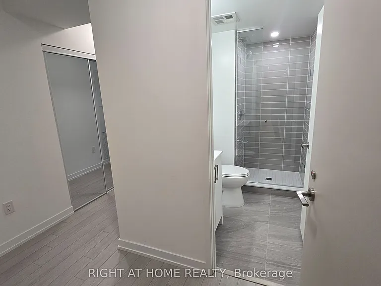4010 Eglinton Ave W #520 — Photo 3