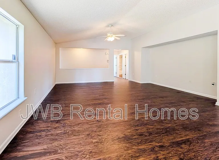 11646 Carson Lake Dr — Photo 5